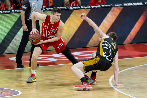 全能前锋 全能前锋